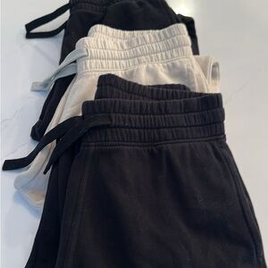 H&M Youth 14  Black and Cream Joggers - 3 Pairs for $15